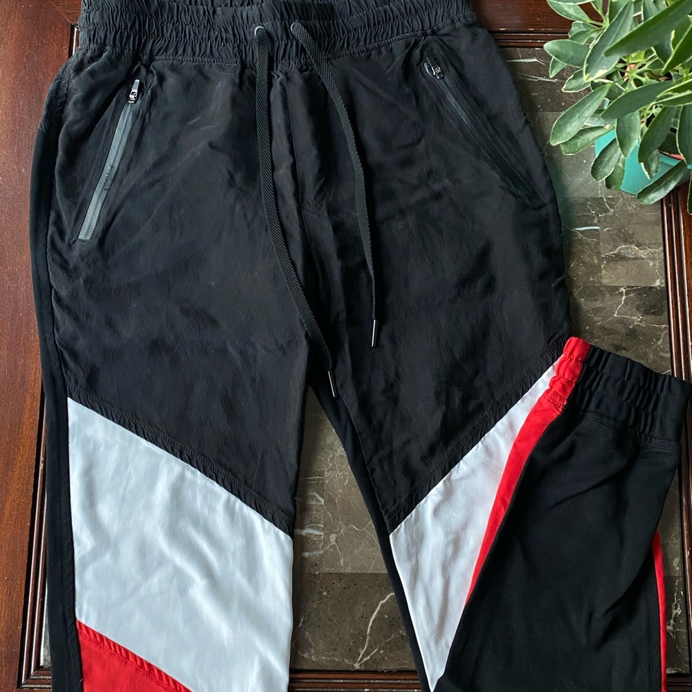 Alala Joggers